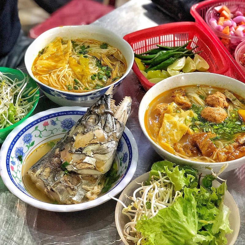 Bún chả cá và bún riêu bà Ân Đà Nẵng