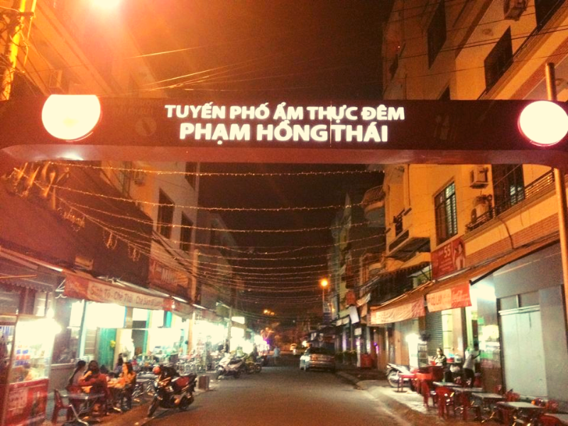 Phố ăn đêm Phạm Hồng Thái Đà Nẵng