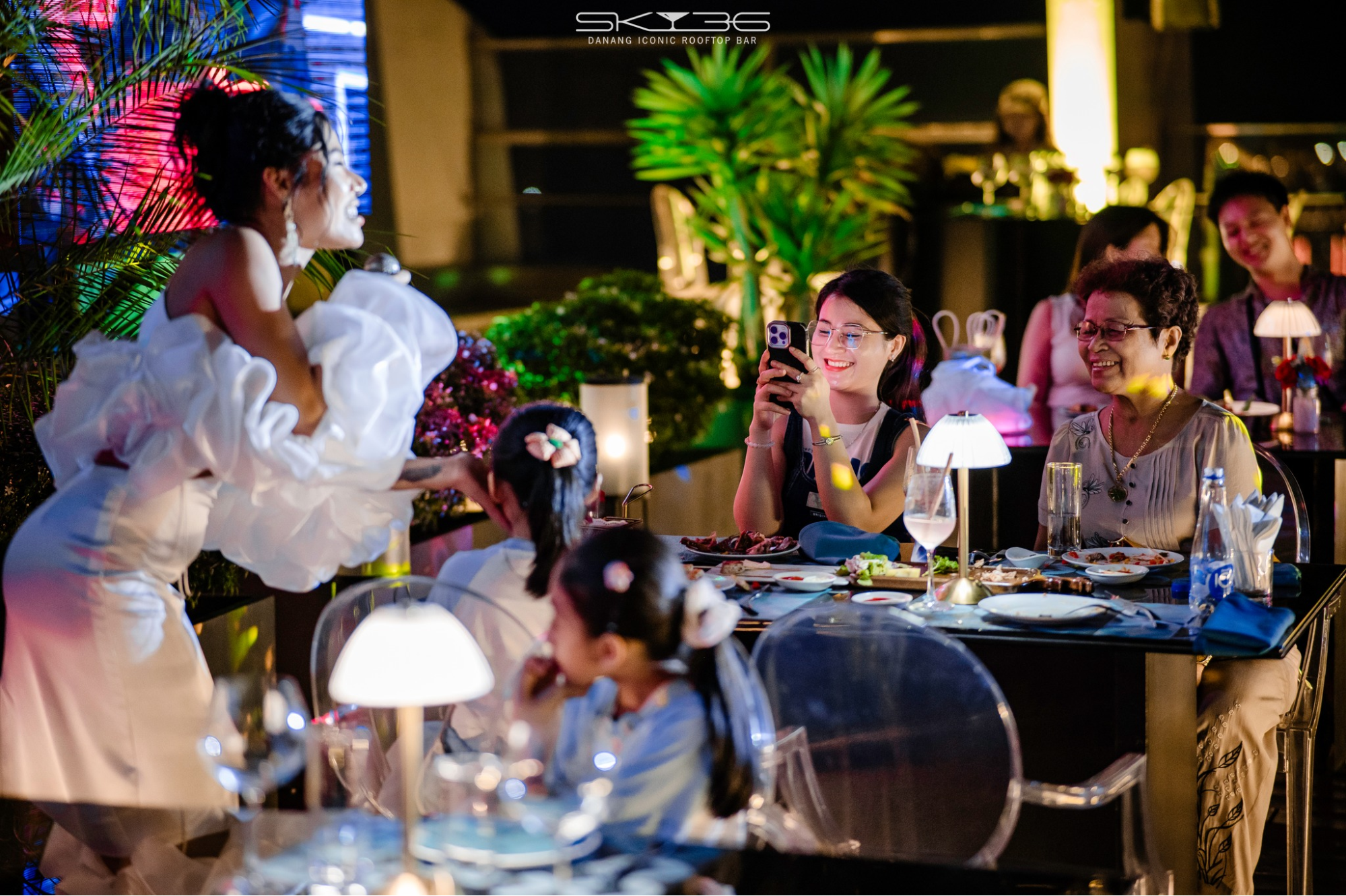 Sự phát triển của lounge tại Việt Nam