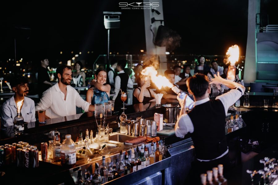 uống cocktail đà nẵng