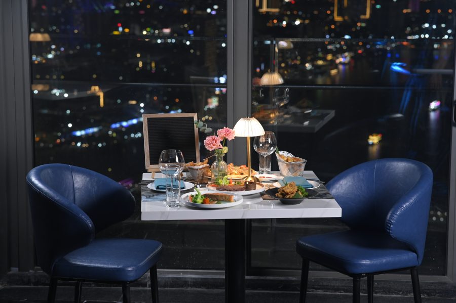 Thực đơn Á - Âu đa dạng và tinh tế cho mọi cuộc hẹn