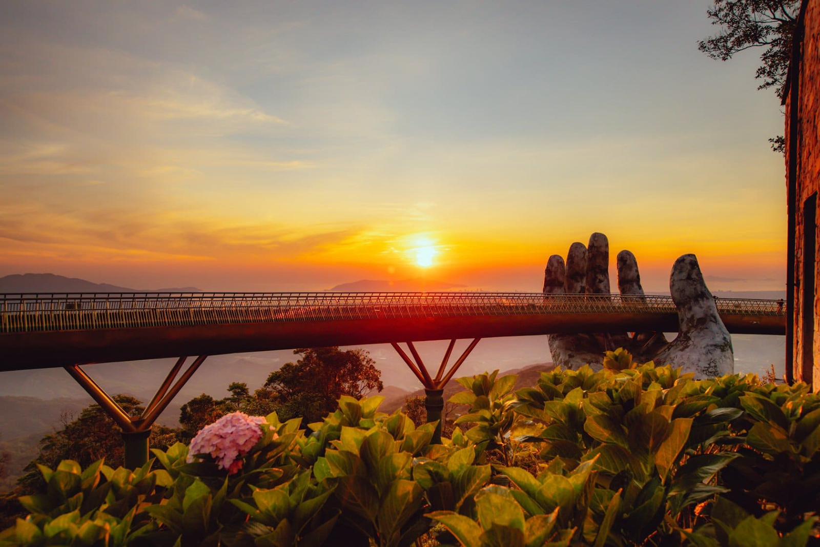 Cầu Vàng