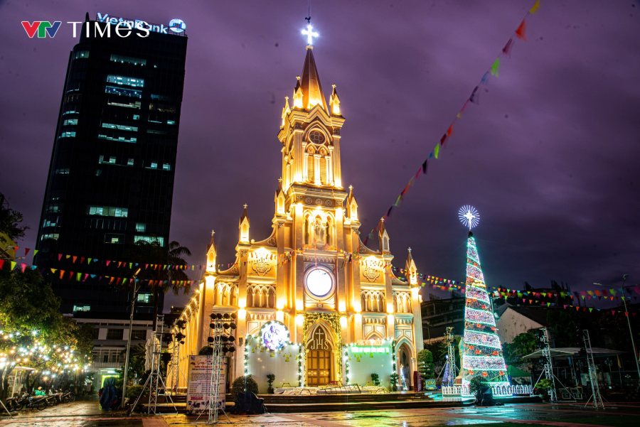 Vui chơi Giáng Sinh tại Đà Nẵng 