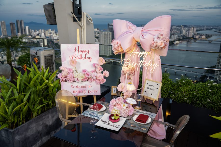 Gói trang trí sinh nhật của Sky36, ngắm thành phố từ trên cao