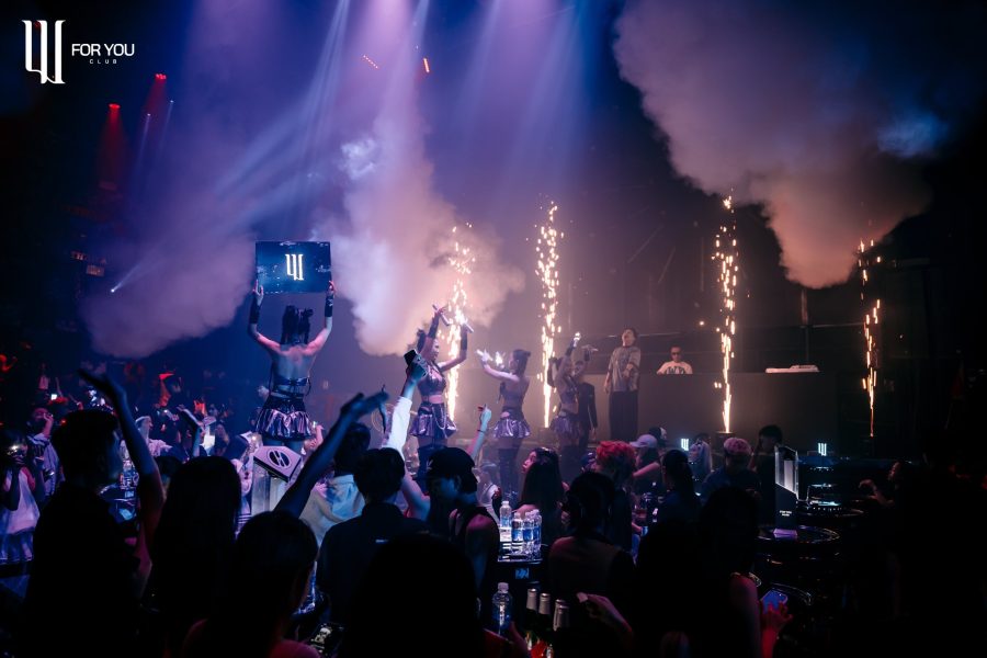 đi bar nên đi từ mấy giờ