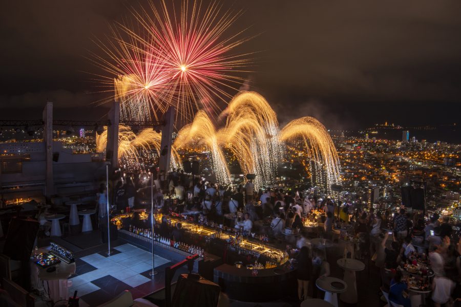 Tầm nhìn 360 độ của Sky36 ngắm pháo hoa Đà Nẵng 2026 