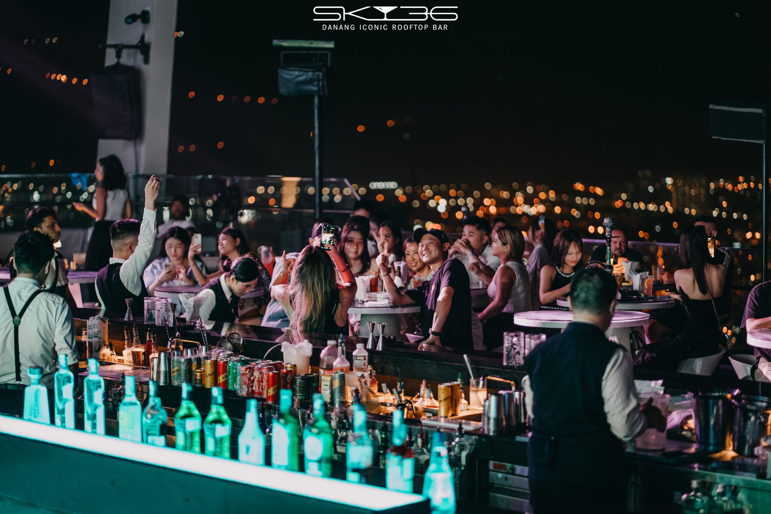 Buy 2 cocktail - Get 1 free