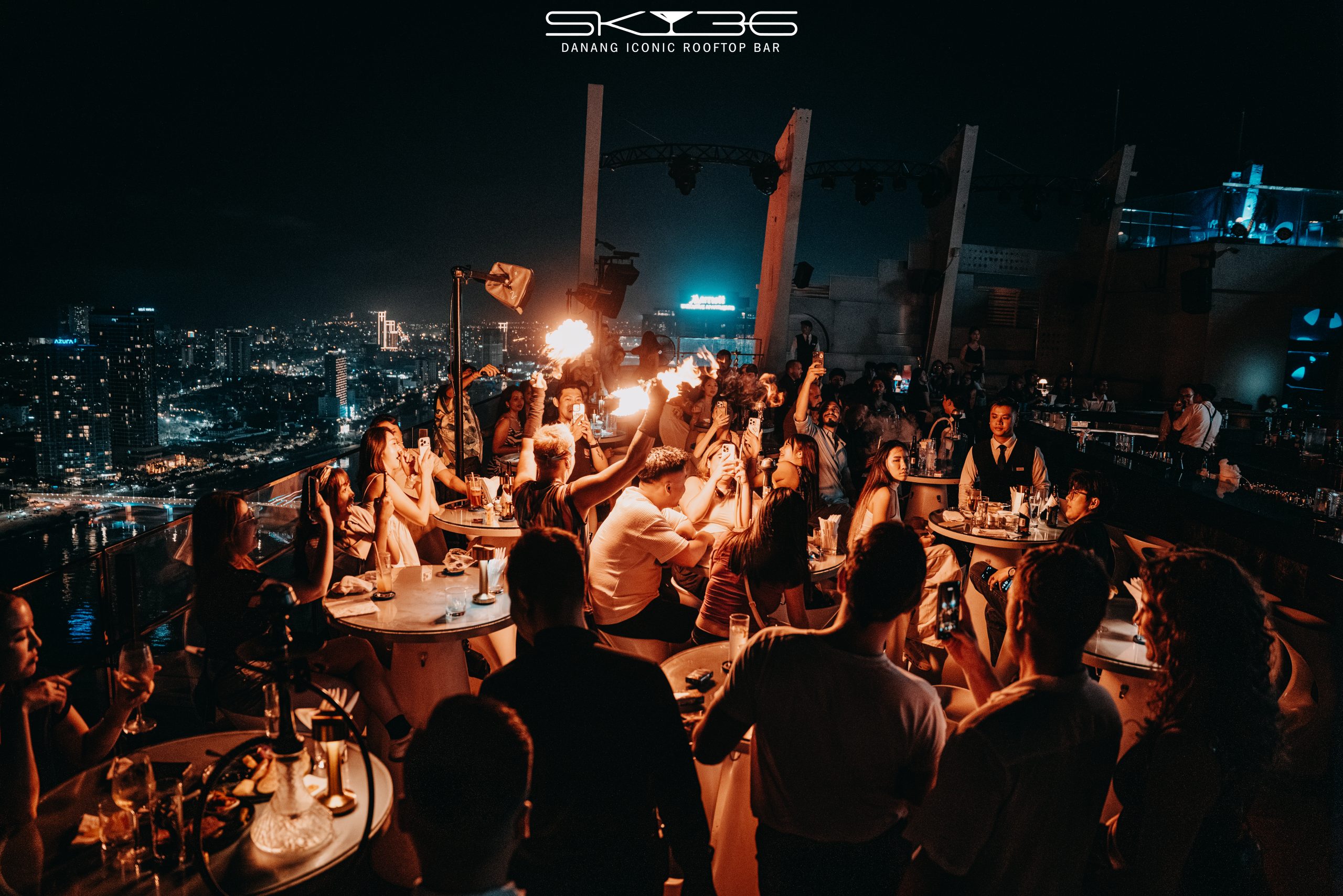 đi bar nên đi từ mấy giờ